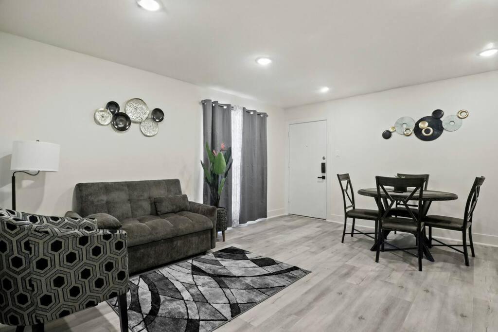 Apartment Near Deep Ellum Даллас Экстерьер фото